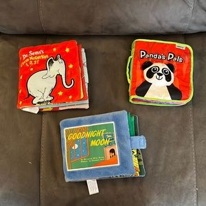 Set of 3 baby soft books